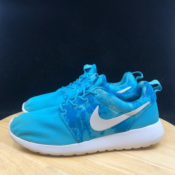 Nike Womens Rosherun Print Clearwater 599432-414 White/Dark Electric Blue Sz 8.5 - Picture 10 of 10